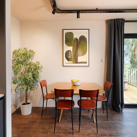 Luxury Container Apartment Bristol