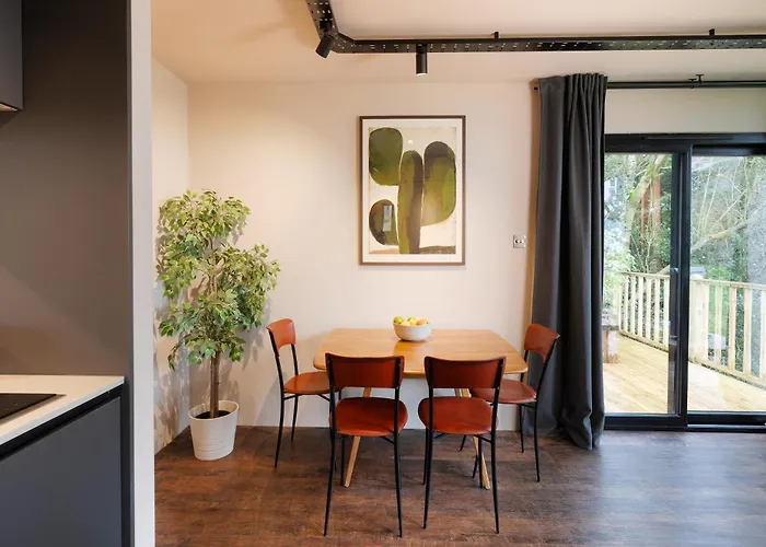 Luxury Container Daire Bristol